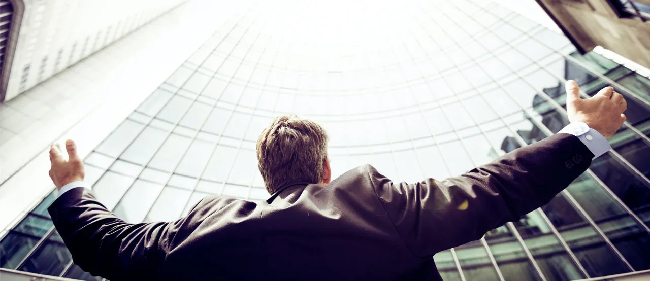 Explorando a conexão entre inteligência e sucesso na vida